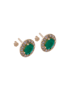 PAR DE ARETAS  ESMERALDAS OVALADAS HALO DIAMANTES