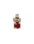 STUD RUBÍ Y 3 DIAMANTES